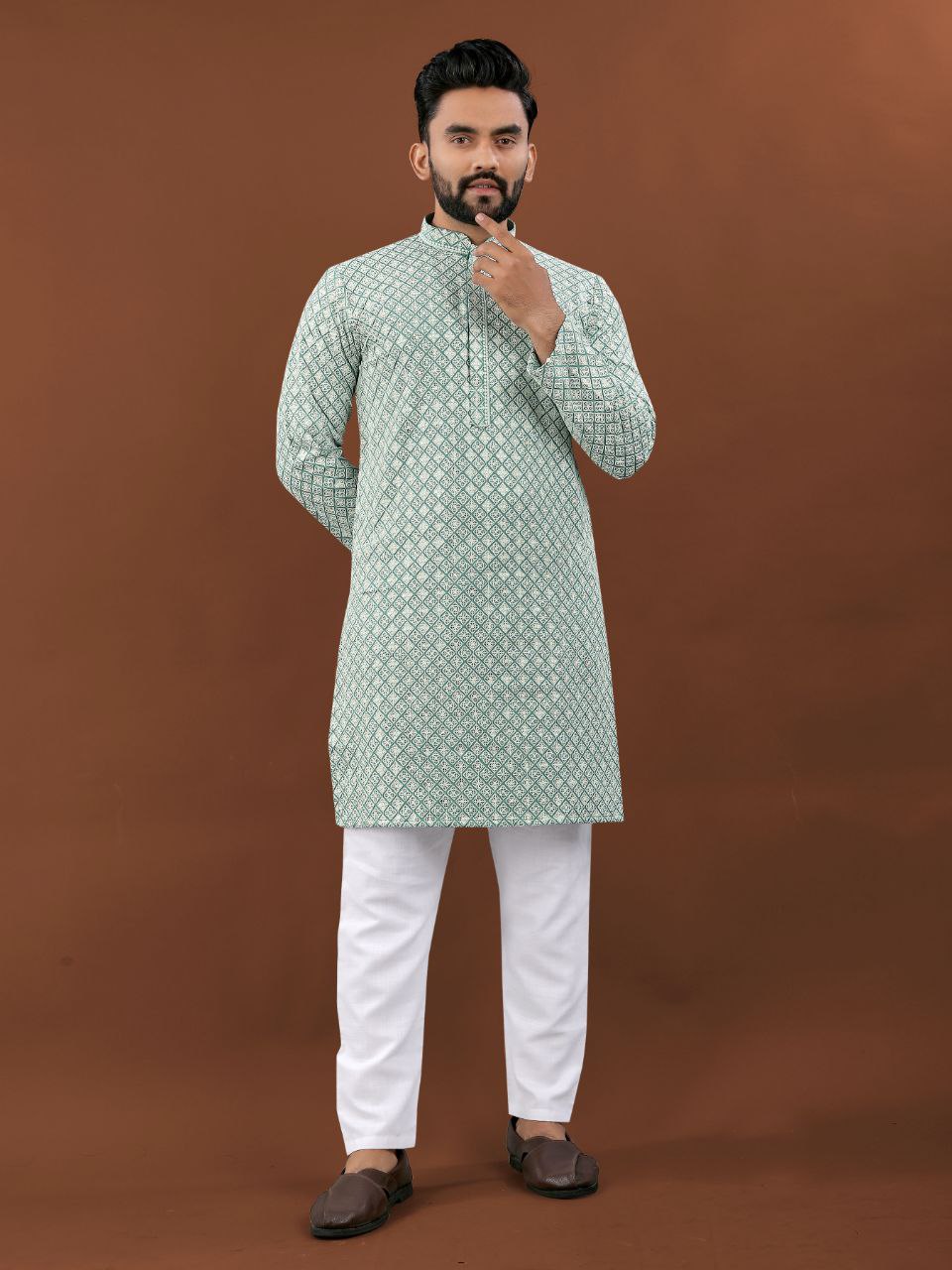 Stylish Ethnic Wear for Festivals & Weddings