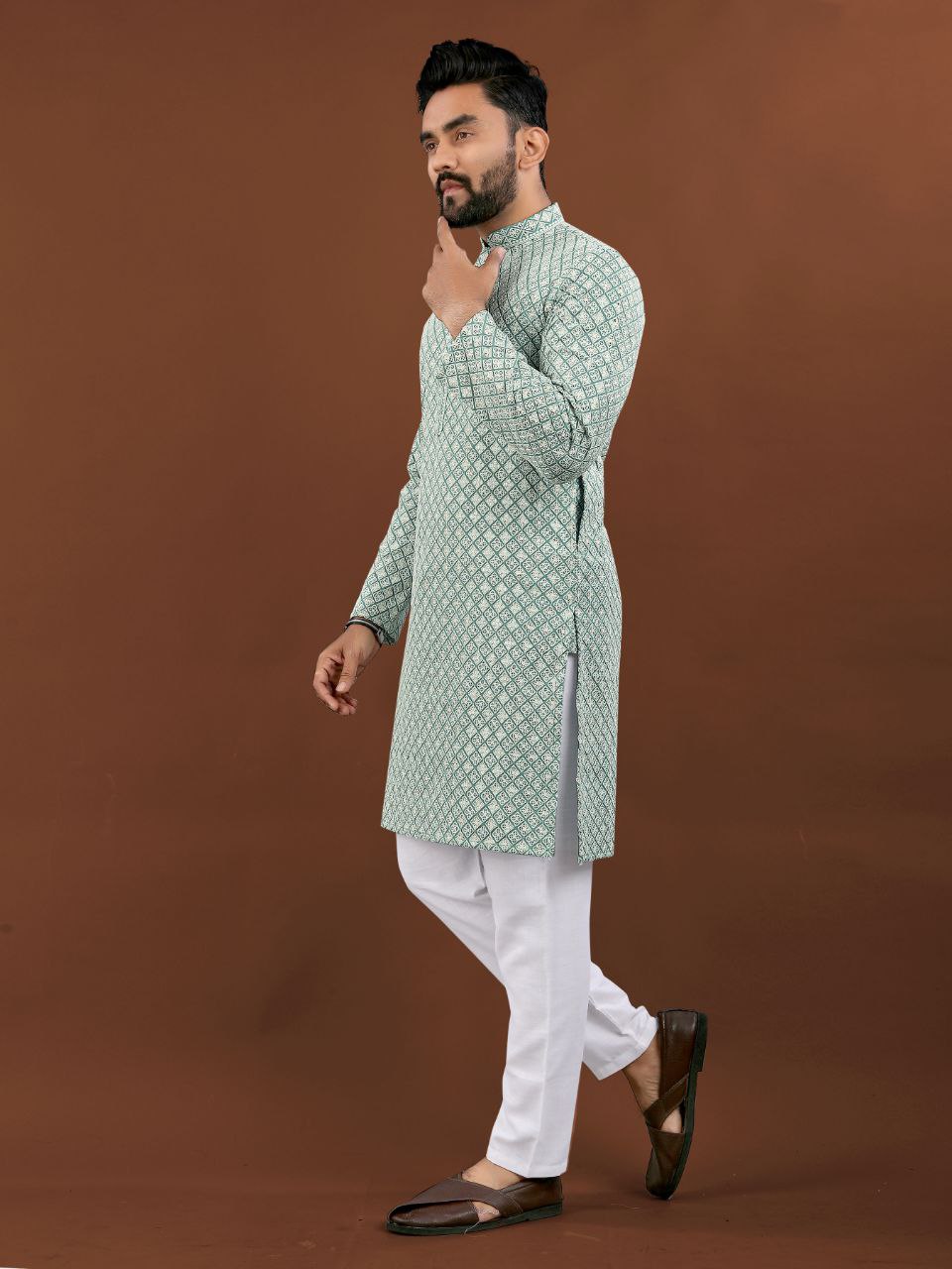 Stylish Ethnic Wear for Festivals & Weddings