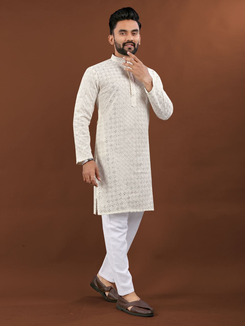 Stylish Ethnic Wear for Festivals & Weddings
