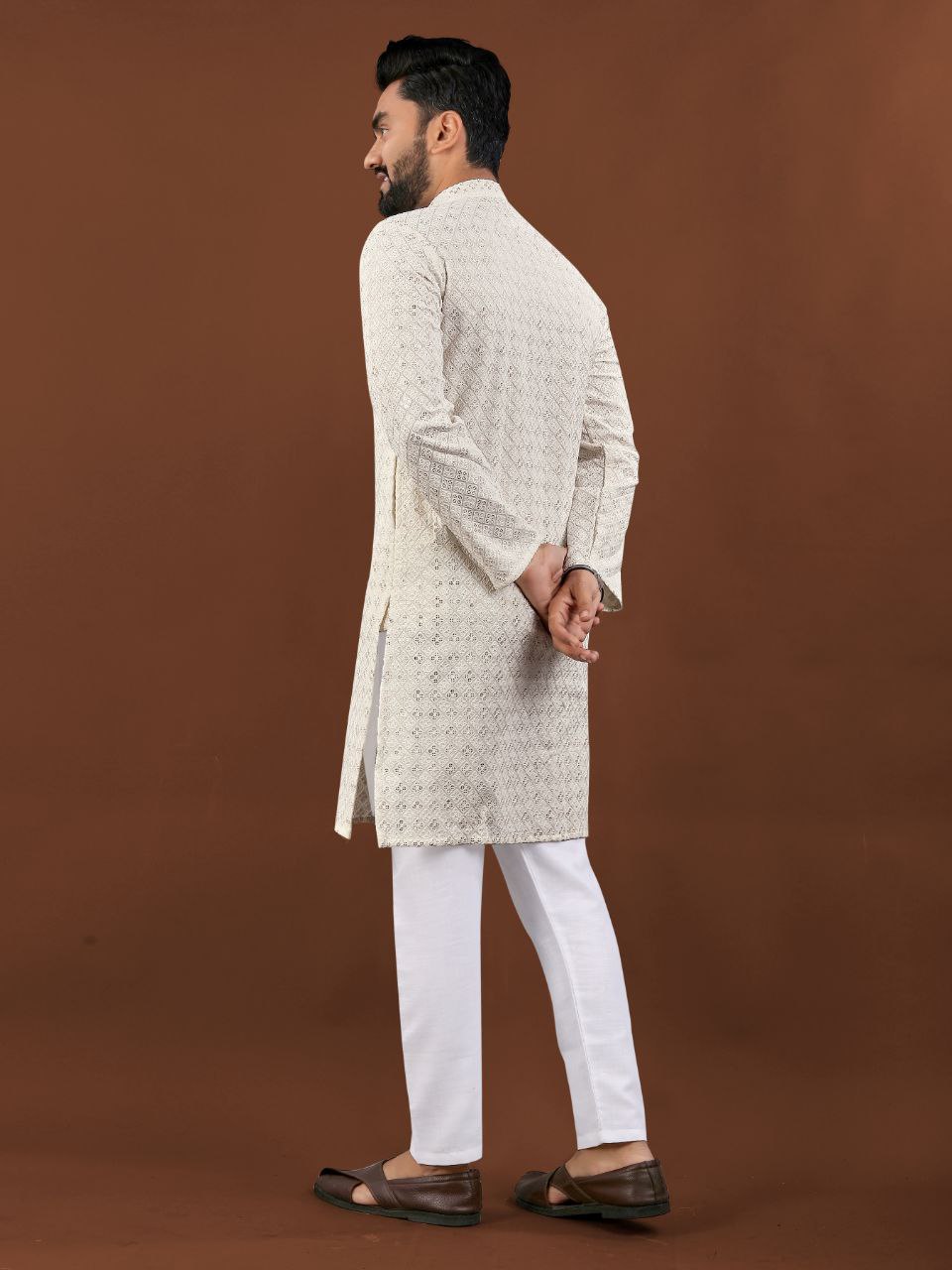 Stylish Ethnic Wear for Festivals & Weddings